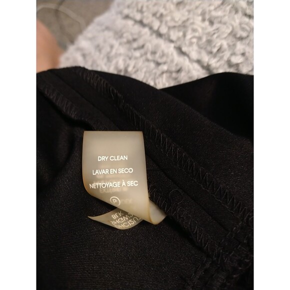 Calvin Klein Pleated Front Belted Short Sleeve Dress Sz 2 Black Classic Officey - Picture 9 of 10